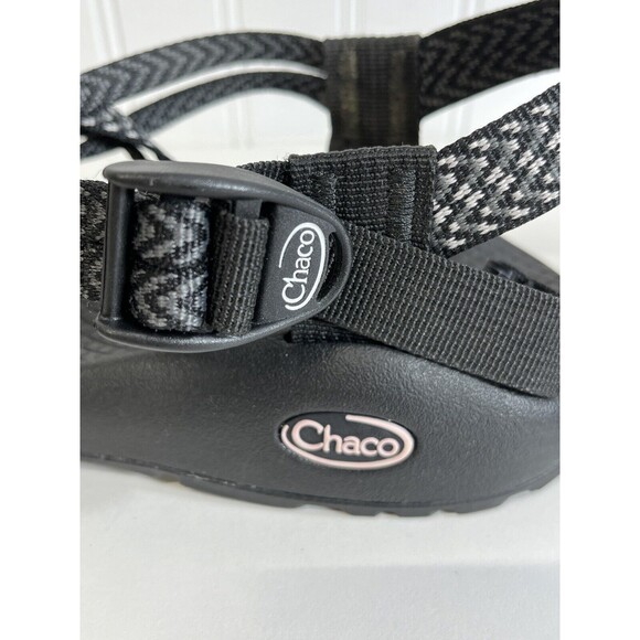 Chaco Womens Classic Hiking sandal. ZX/2 Strappy Black/White. Sz 8. Lightly Worn - Picture 4 of 7